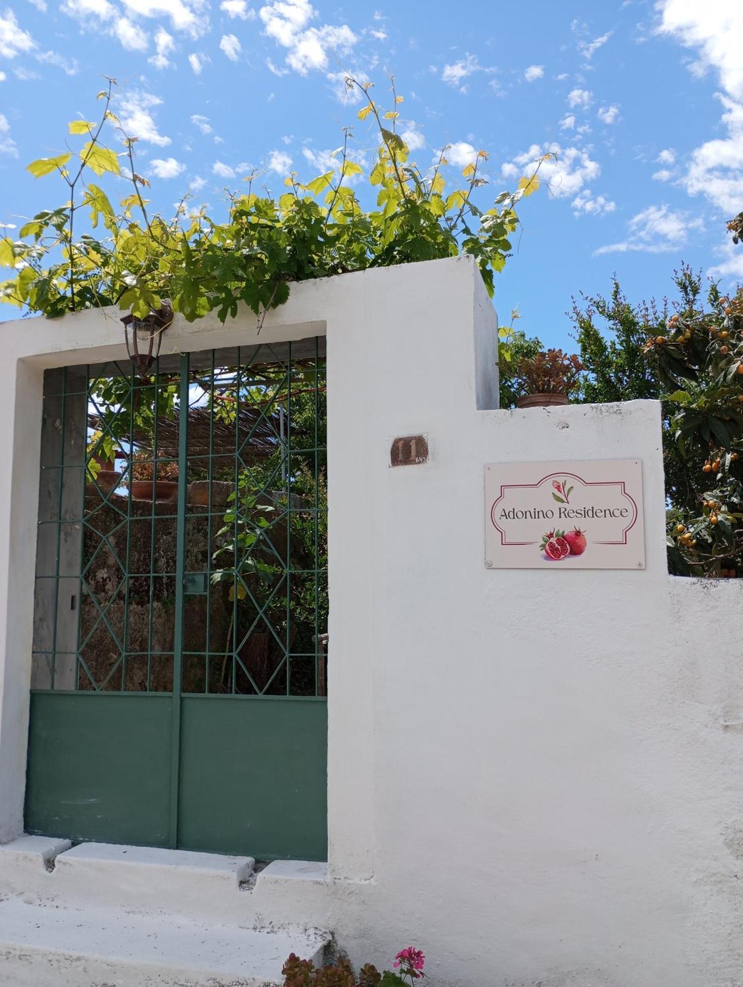 Adonino Residence-The House Of Pomegranates Lakithra Exterior photo